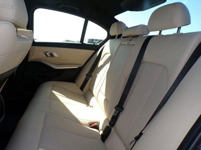 2023 BMW 330e xDrive 330e xDrive