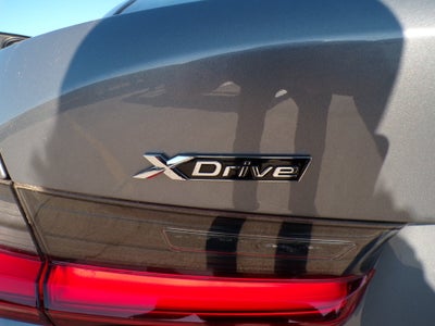 2024 BMW 3 Series 330i xDrive
