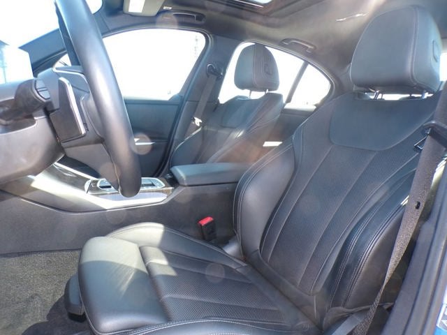 2024 BMW 330i xDrive 330i xDrive