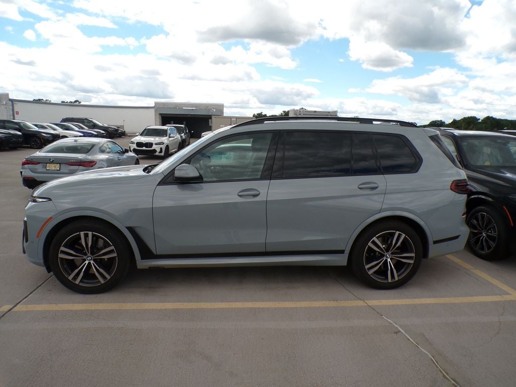2024 BMW X7 xDrive40i