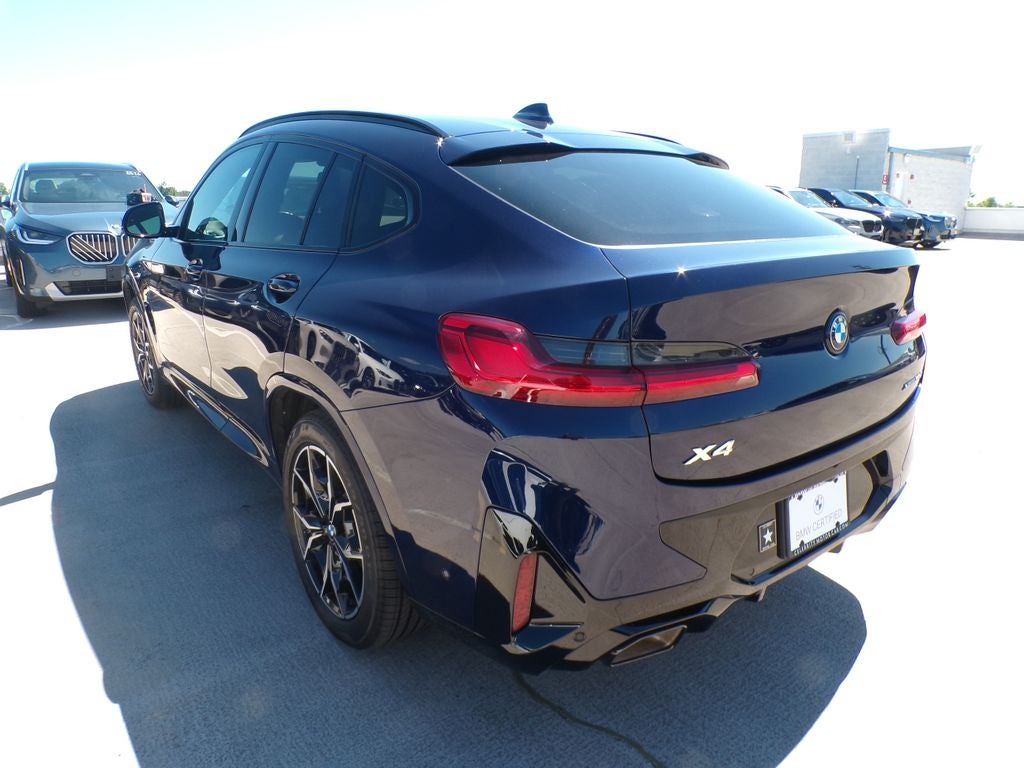 2023 BMW X4 xDrive30i