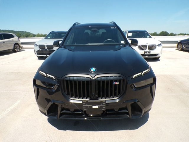 2026 BMW X7 M60i