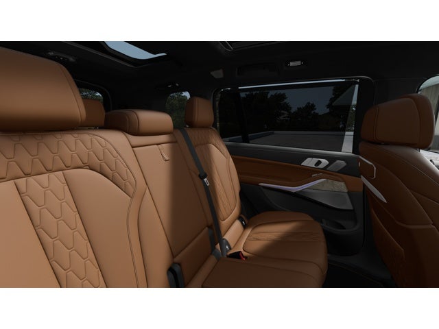 2027 BMW X7 M60i