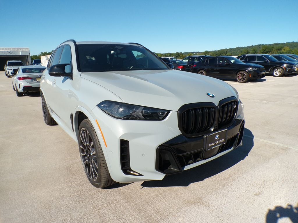 2024 BMW X5 M60i