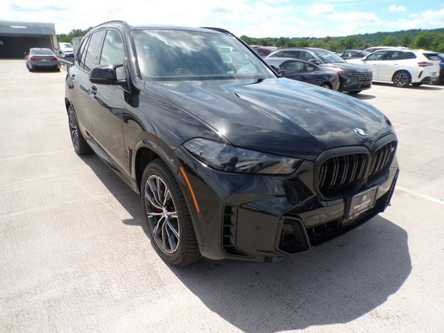 2025 BMW X5 M60i