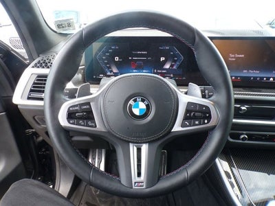 2025 BMW X5 M60i
