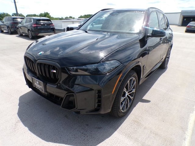 2025 BMW X5 M60i