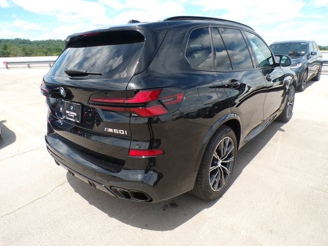 2025 BMW X5 M60i