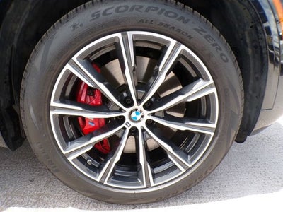 2025 BMW X5 M60i