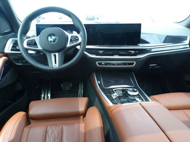 2026 BMW X5 M60i