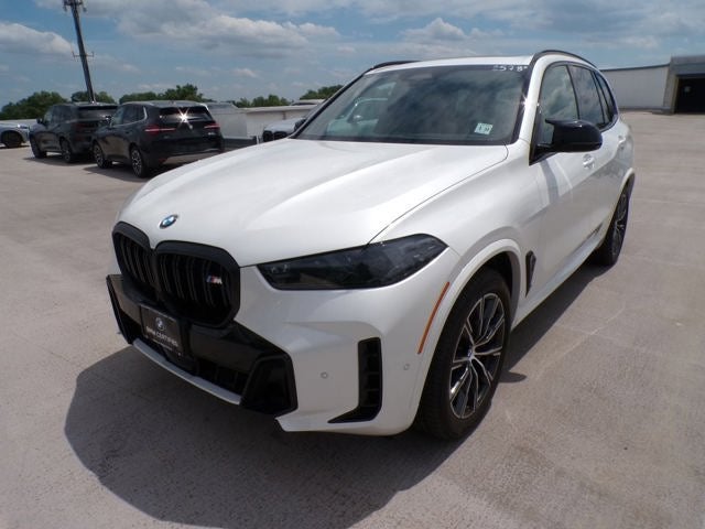 2026 BMW X5 M60i