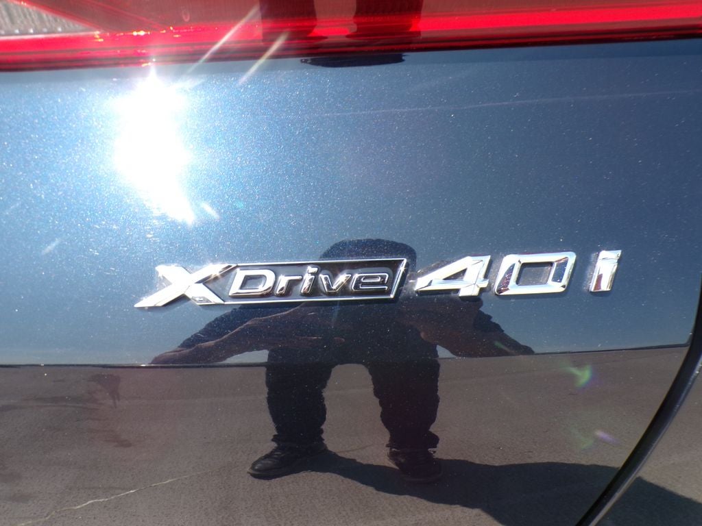 2025 BMW X6 xDrive40i