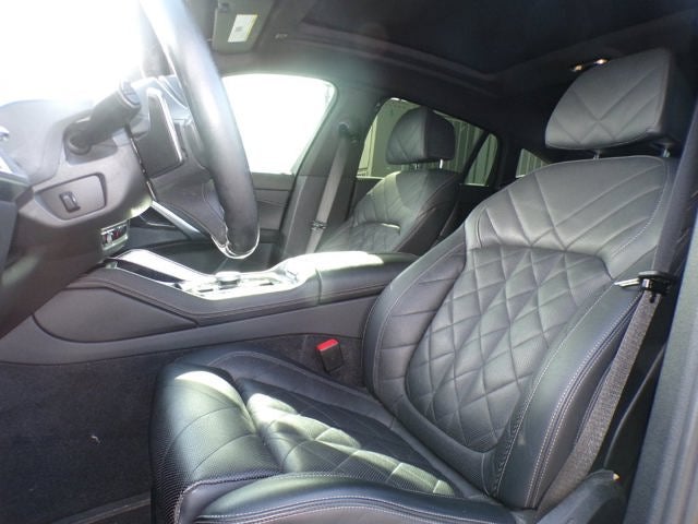 2024 BMW X6 xDrive40i