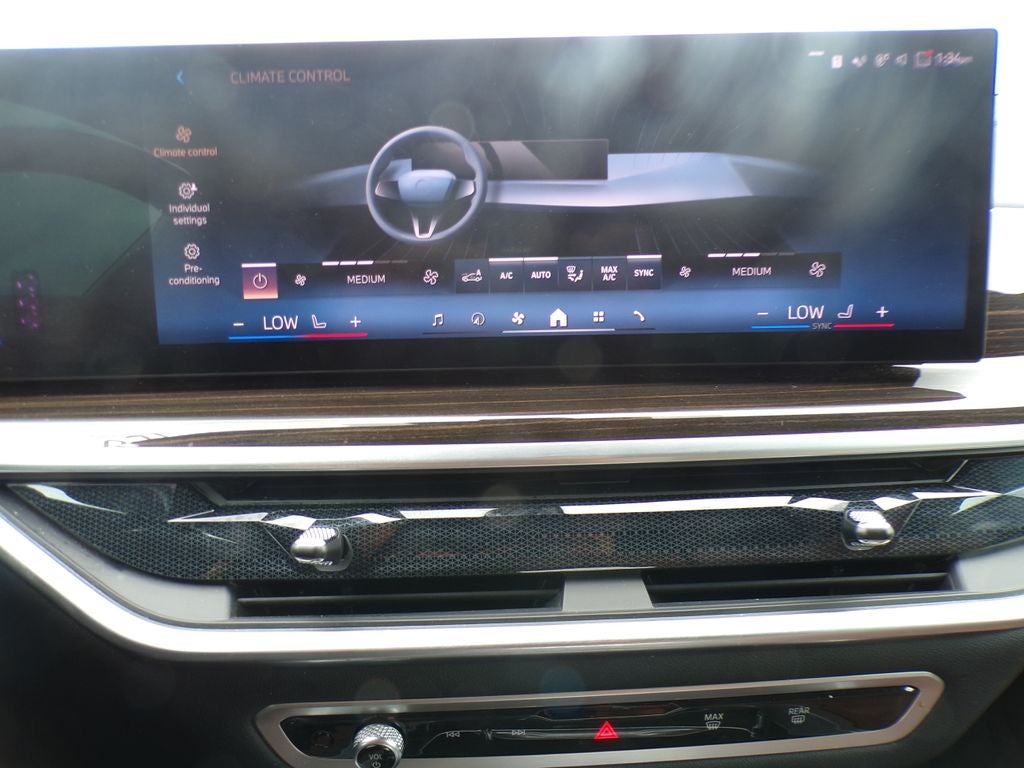 2024 BMW X6 xDrive40i