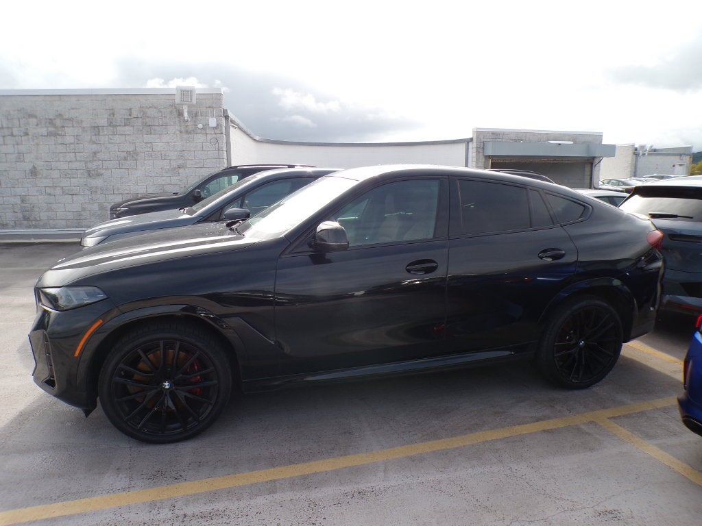2026 BMW X6 M60i
