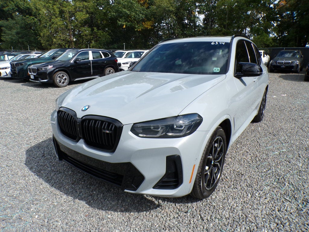 2023 BMW X3 M40i