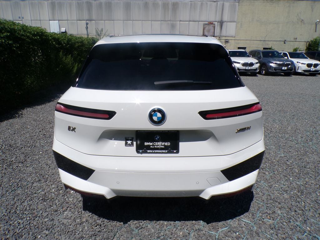 2024 BMW iX xDrive50