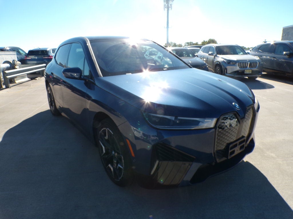 2024 BMW iX