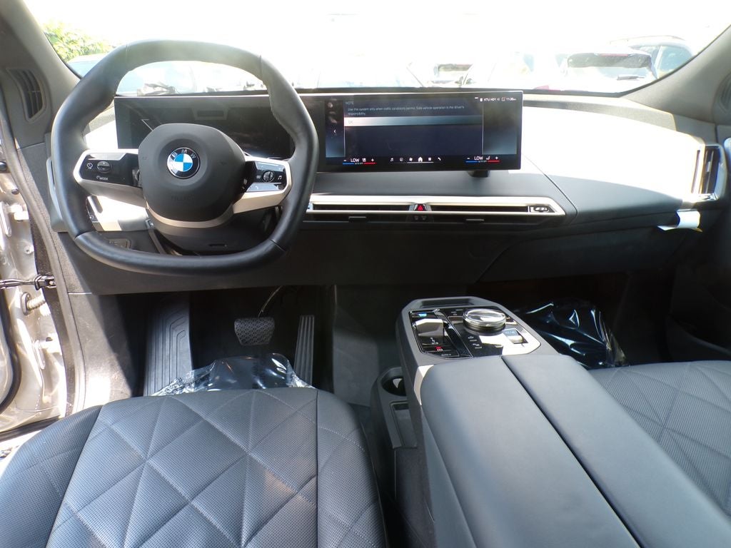 2026 BMW iX xDrive45