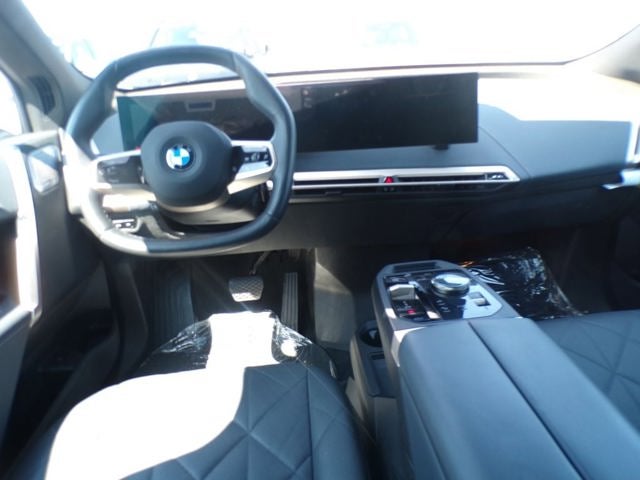 2026 BMW iX xDrive45