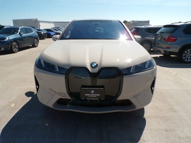 2026 BMW iX xDrive45