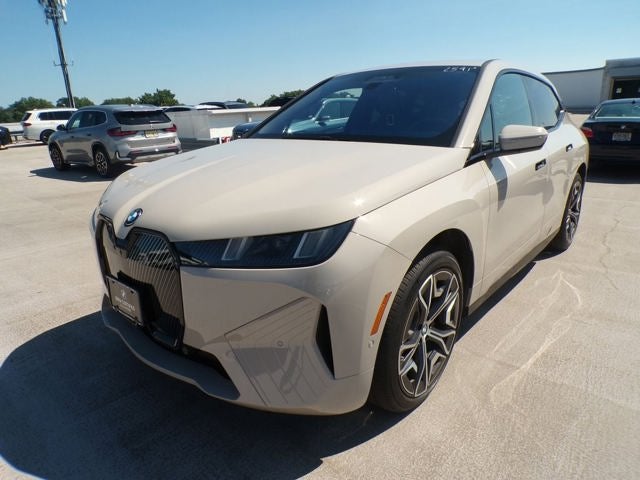 2026 BMW iX xDrive45