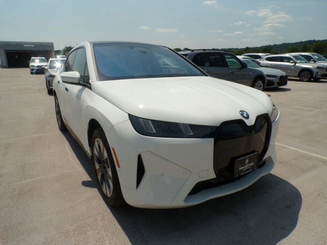 2026 BMW iX xDrive45