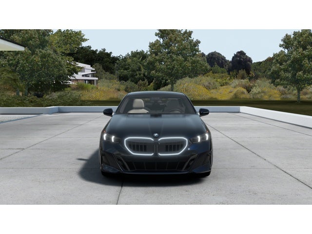 2027 BMW 550e 550e xDrive