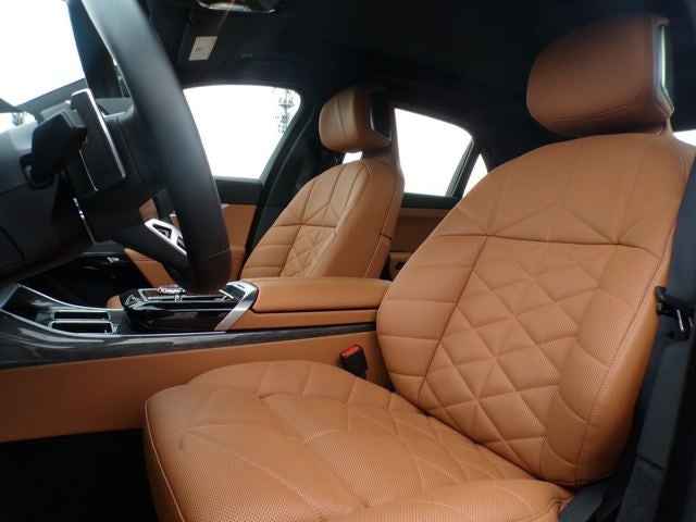 2026 BMW 740i xDrive 740i xDrive