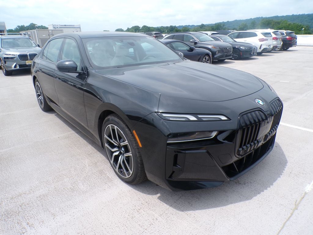 2023 BMW 7 Series 760i xDrive