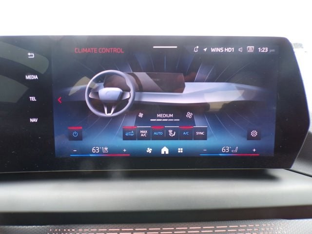 2025 BMW 235i M235i xDrive