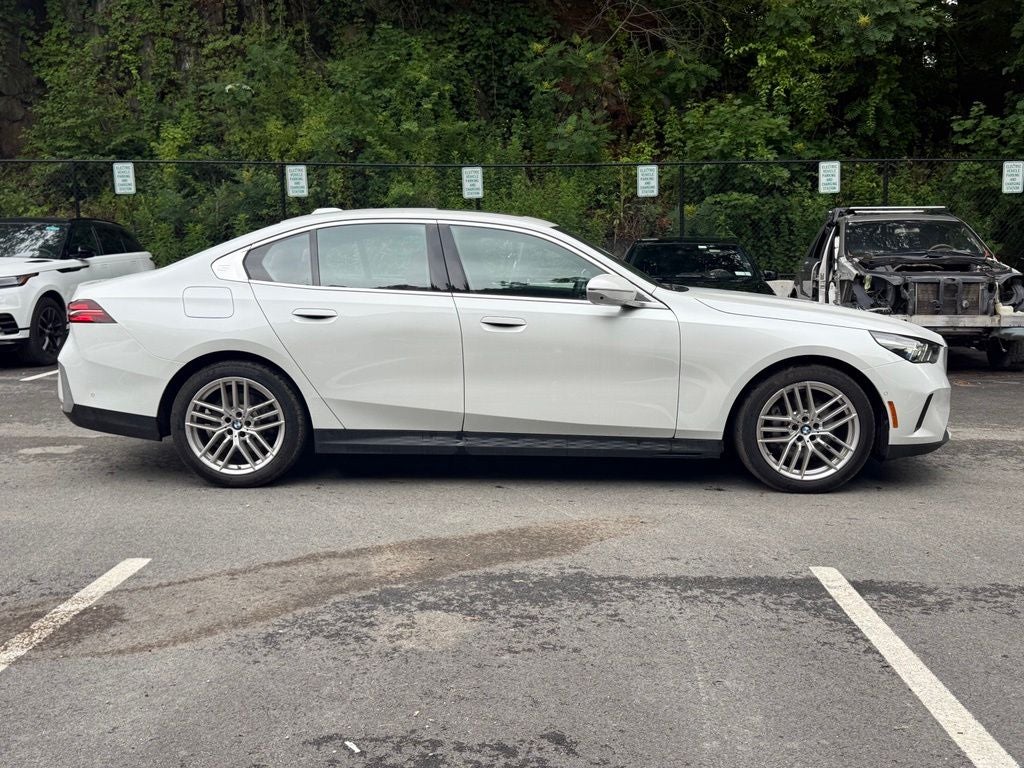 2024 BMW 5 Series 530i xDrive