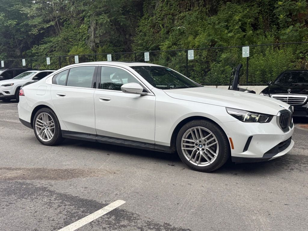 2024 BMW 5 Series 530i xDrive