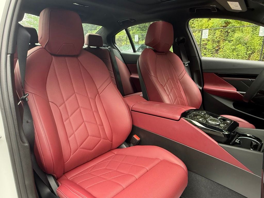 2024 BMW 5 Series 530i xDrive