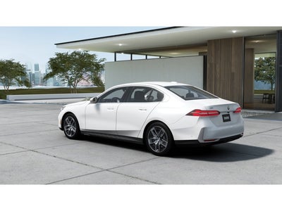 2027 BMW 530i 530i xDrive
