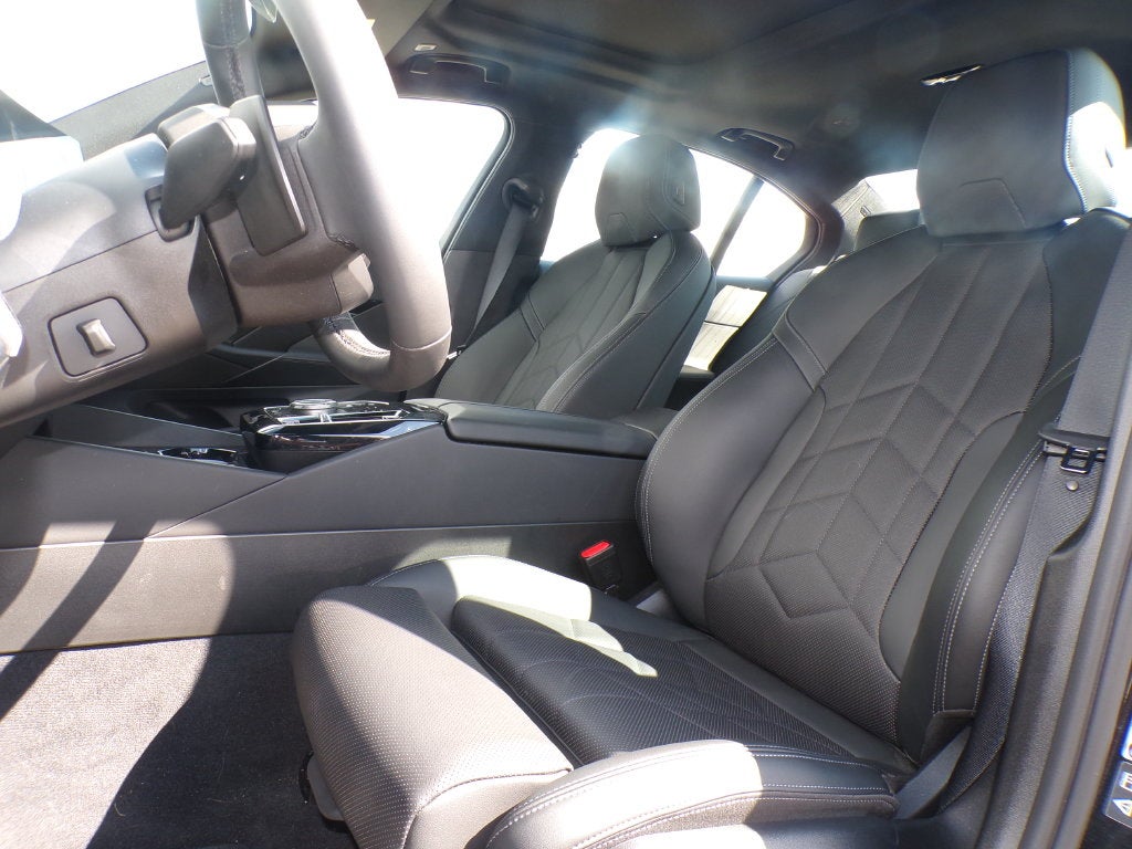2026 BMW 5 Series 530i xDrive
