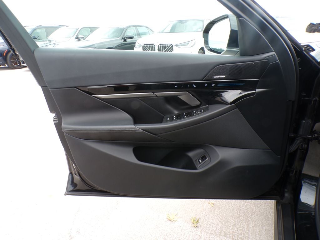 2025 BMW 530i xDrive 530i xDrive