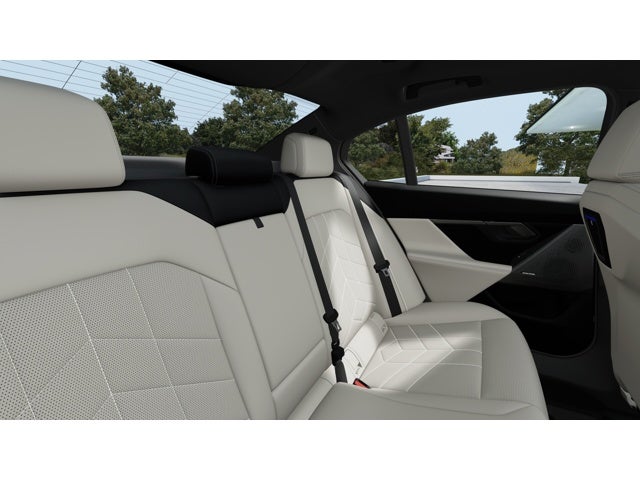 2027 BMW 530i 530i xDrive