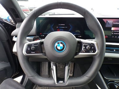 2025 BMW i5 xDrive40 xDrive40