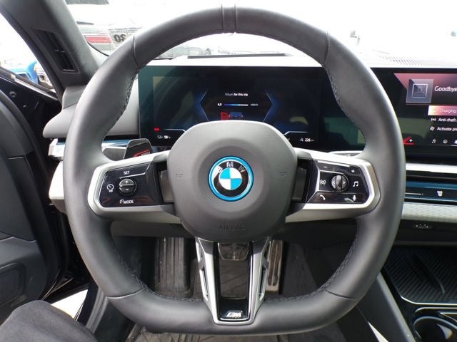 2025 BMW i5 xDrive40 xDrive40