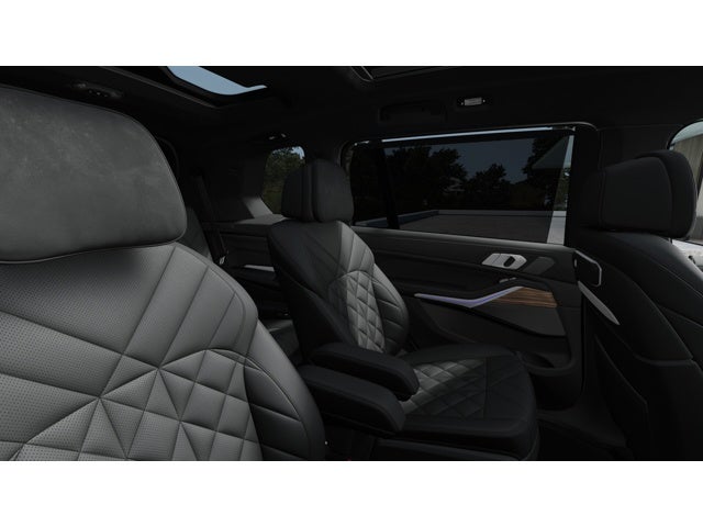 2027 BMW X7 Base