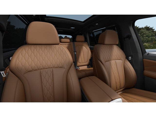 2027 BMW X7 Base