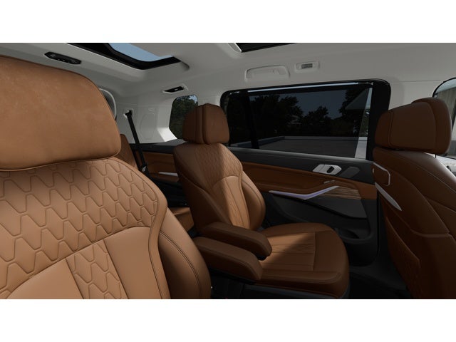 2027 BMW X7 Base