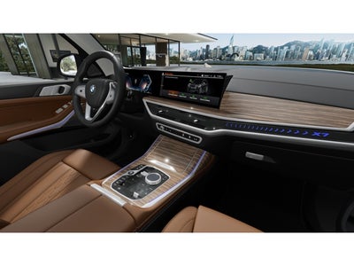 2027 BMW X7 Base