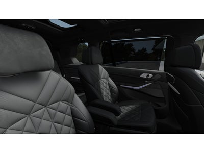 2027 BMW X7 Base