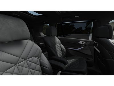 2027 BMW X7 Base