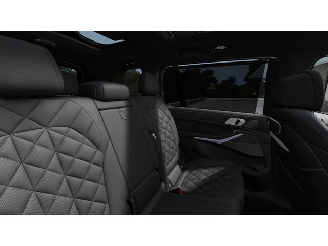 2027 BMW X7 Base