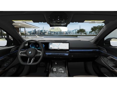 2027 BMW 550e Base