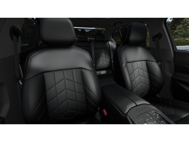 2027 BMW 550e Base