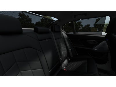 2027 BMW 550e Base